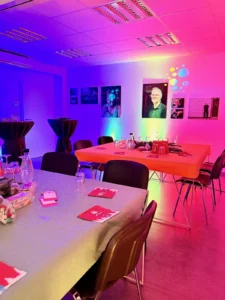 Zweite Ansicht des vorbereiteten Raums